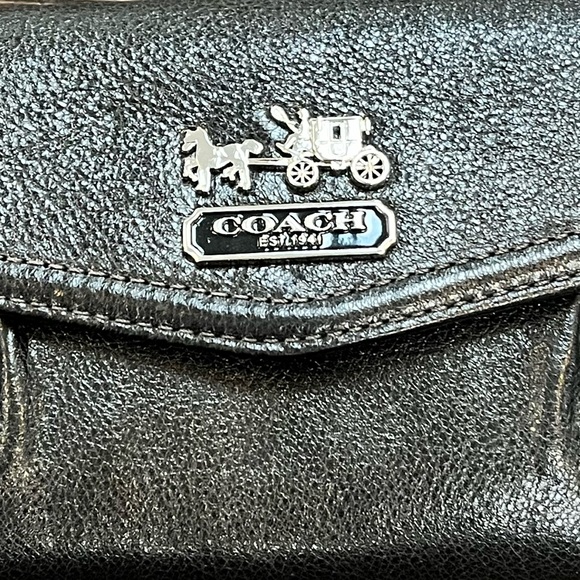 NWT Coach Black Wallet with Lavender Leather Interior - Picture 4 of 5